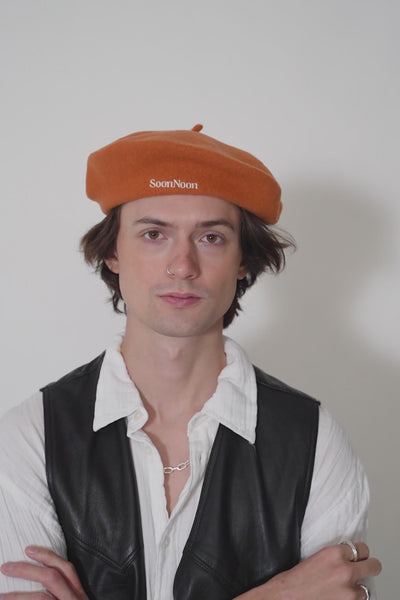 Unisex orange beret hat in 100% wool felt, by SoonNoon in Stockholm
