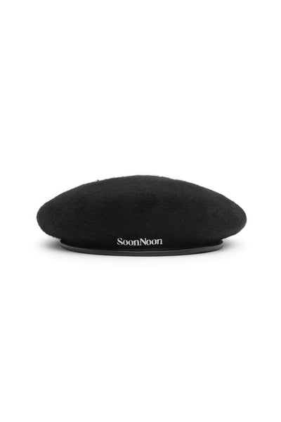 black wool beret