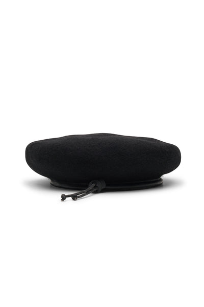 Black beret hat in 100% wool felt. Leather trim and adjustable paracord strap. One size. Unisex hat style in various sizes and colors. We ship worldwide. Shop now.