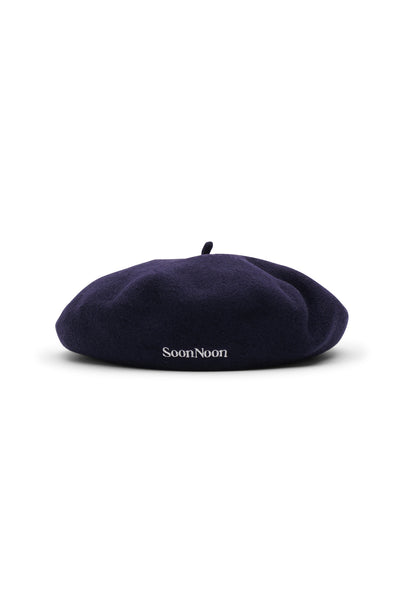 Unisex navy blue beret hat in 100% wool felt, by SoonNoon in Stockholm