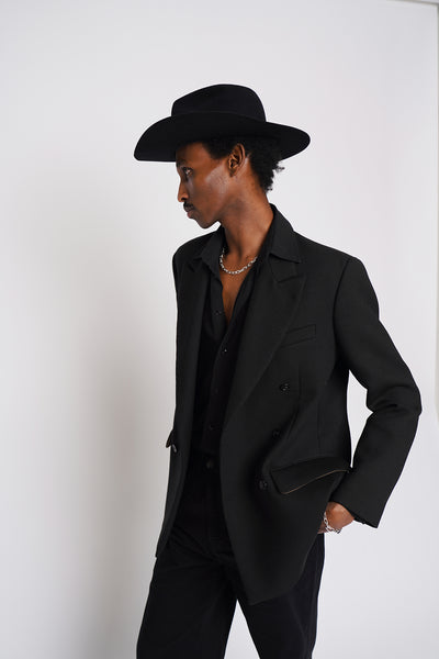 Black western 100% fur felt hat with flanged wide brim and fedora pinch. Vintage silver band detail. Unisex hat style in various sizes and colors. We ship worldwide. Shop now. Each SoonNoon hat is handmade with unique character in Stockholm, Sweden.