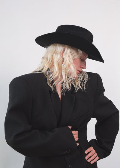Unisex black fur felt cowboy hat with a wide brim, self-fabric band, silver, silver stud detail and center crease, handcrafted by SoonNoon in Stockholm