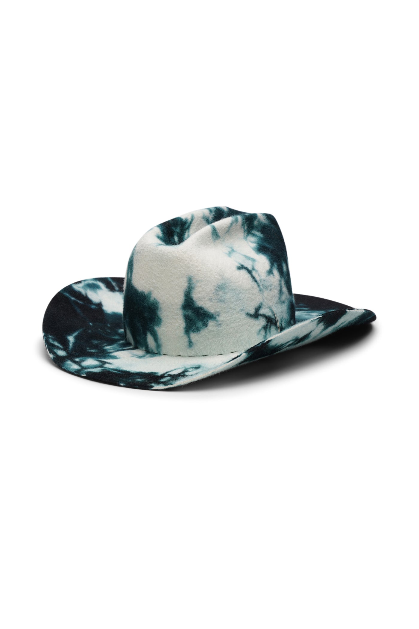 White/green tie dye cowboy in 100% velour fur felt hat with a wide brim and center crease. Unisex hat style in various sizes and colors. We ship worldwide. Shop now. Each SoonNoon hat is handmade with unique character in Stockholm, Sweden.